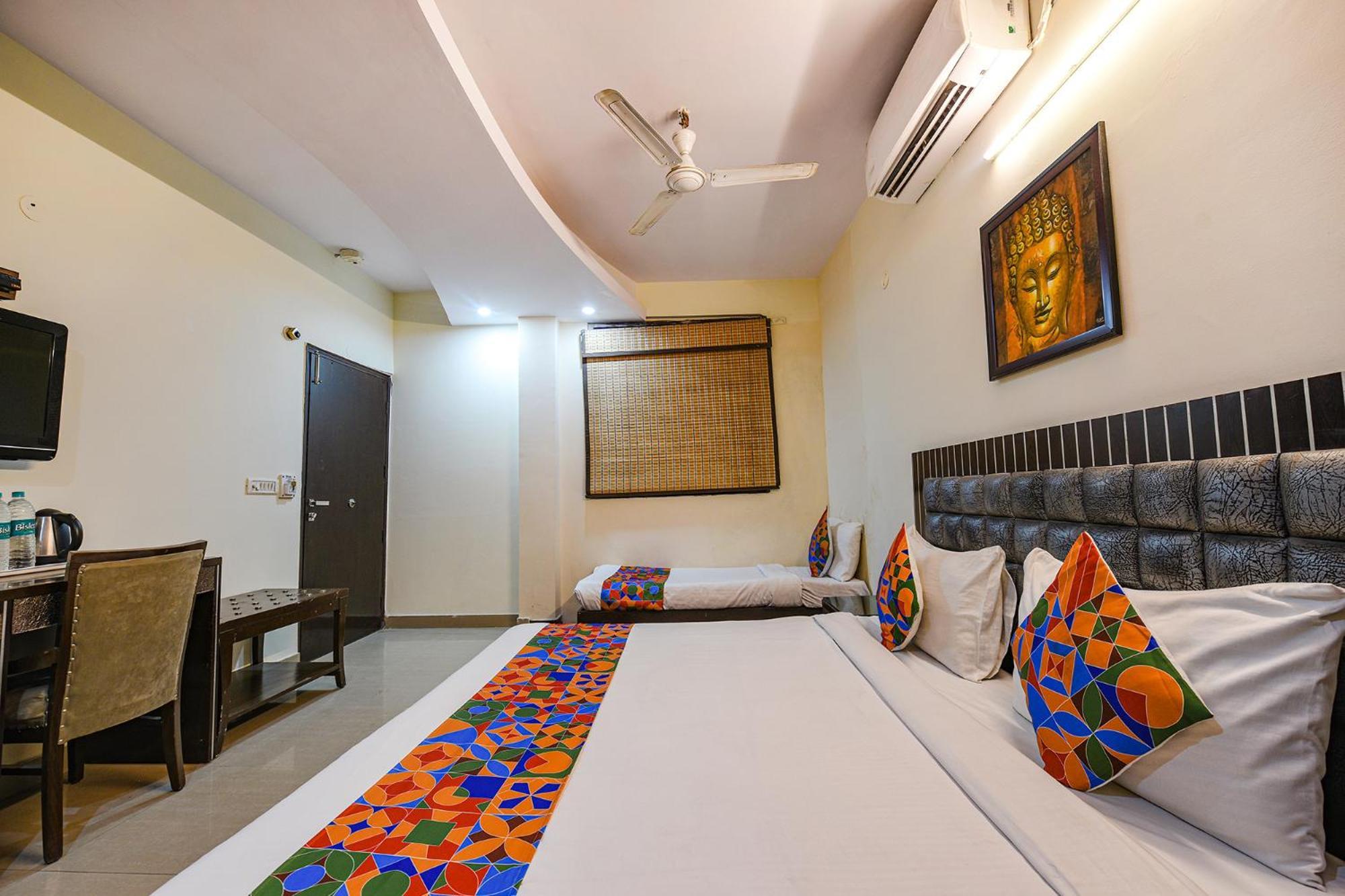 Fabhotel Swiss International Patel Nagar New Delhi Bagian luar foto